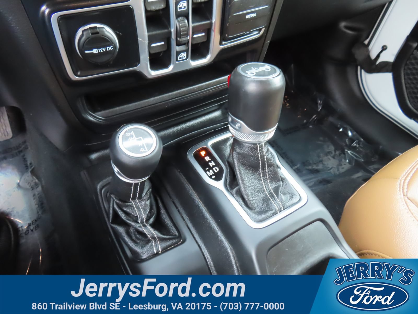 Used 2020 Jeep Wrangler Unlimited Sahara AWD/4WD image 28