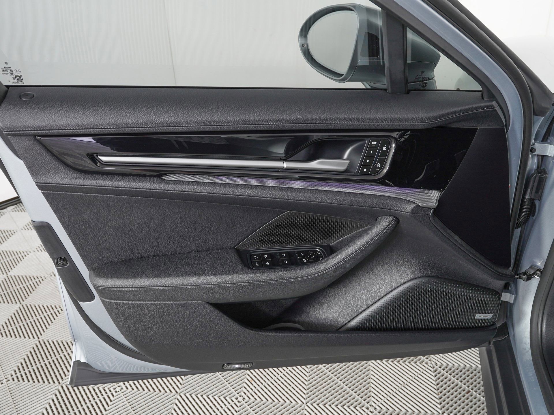 Used 2026 Porsche Panamera image 15