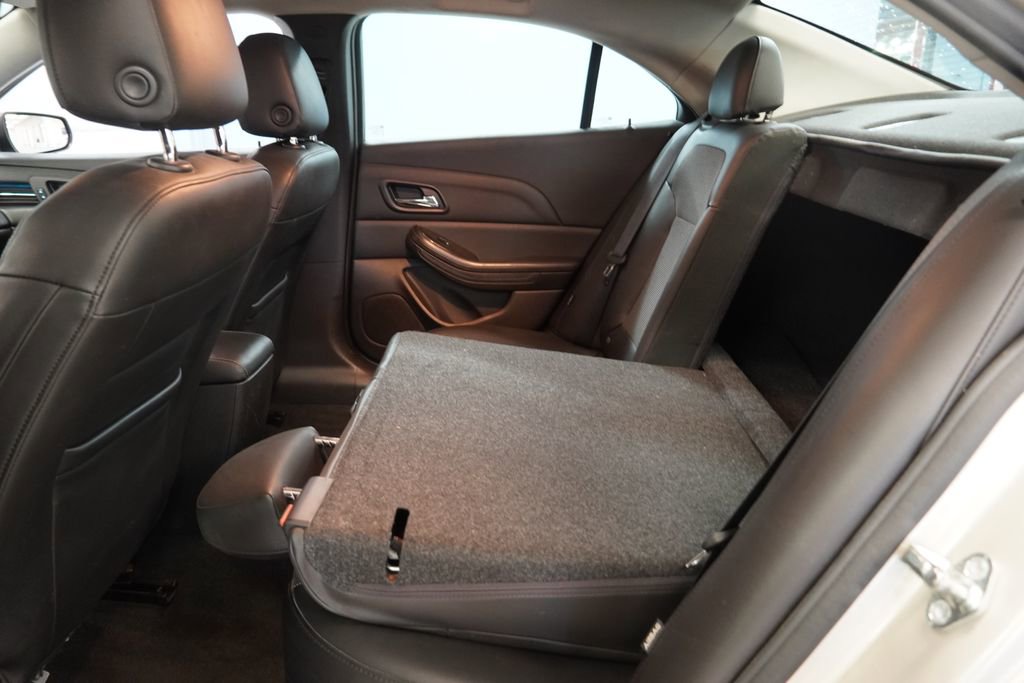 Used 2015 Chevrolet Malibu LT w/ Power Convenience Package FWD image 26