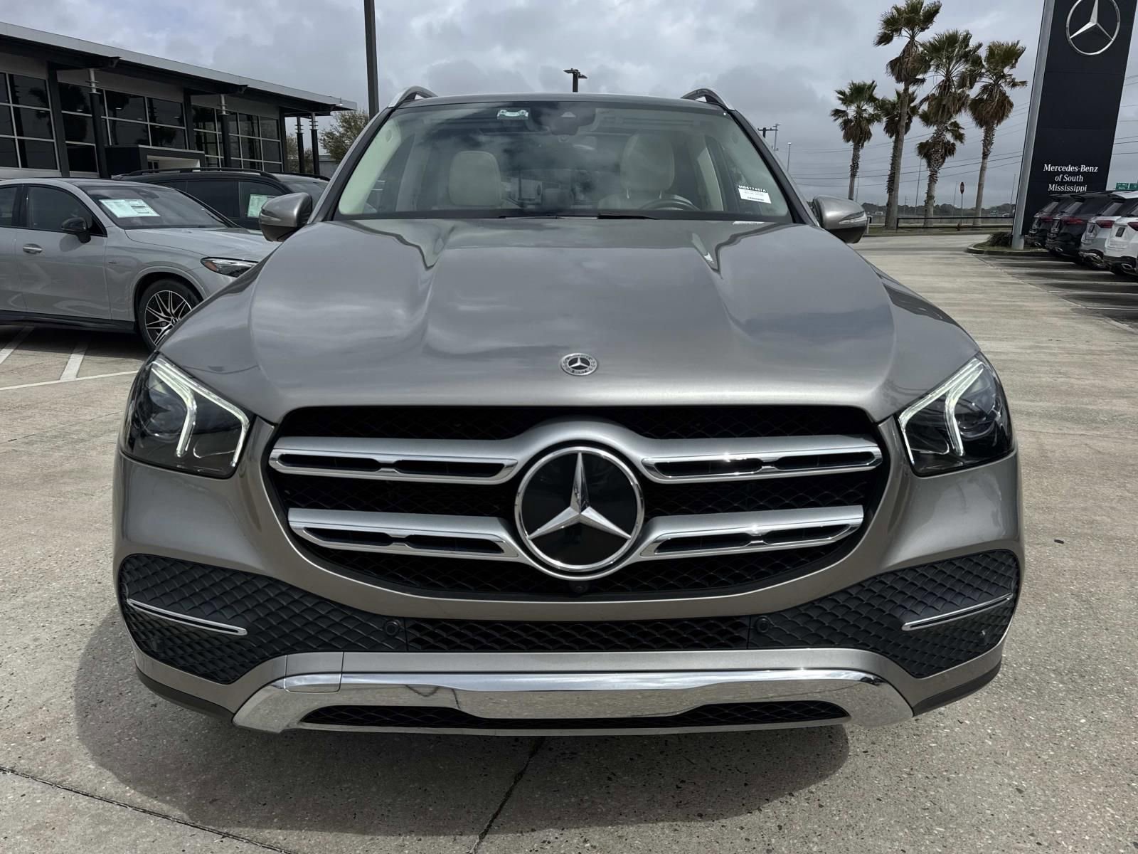 Used 2021 Mercedes-Benz GLE 350 4MATIC image 2