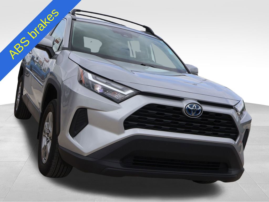Used 2023 Toyota RAV4 XLE w/ Convenience Package AWD/4WD image 6