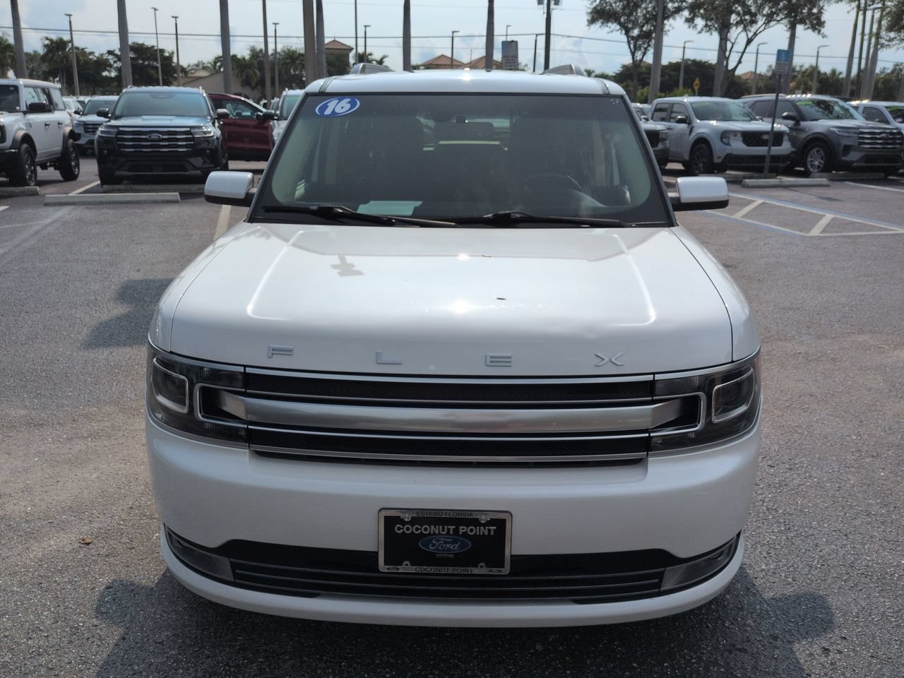 Used 2016 Ford Flex Limited w/ Equipment Group 303A AWD/4WD image 9