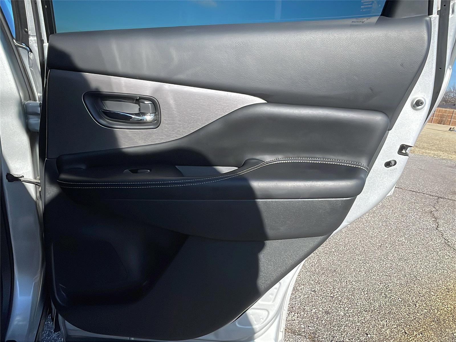 Used 2023 Nissan Murano S image 15