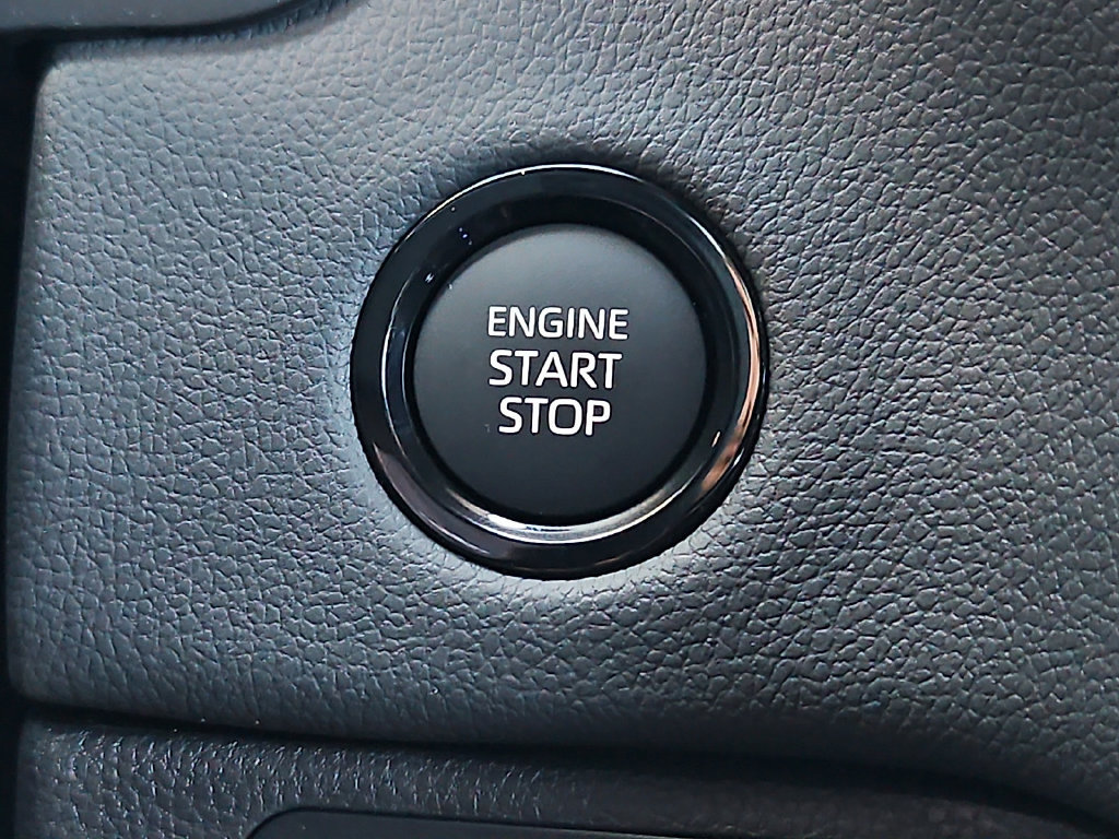 New 2026 Toyota Tundra Limited AWD/4WD image 16