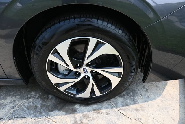 Used 2025 Subaru Legacy Premium AWD/4WD image 11