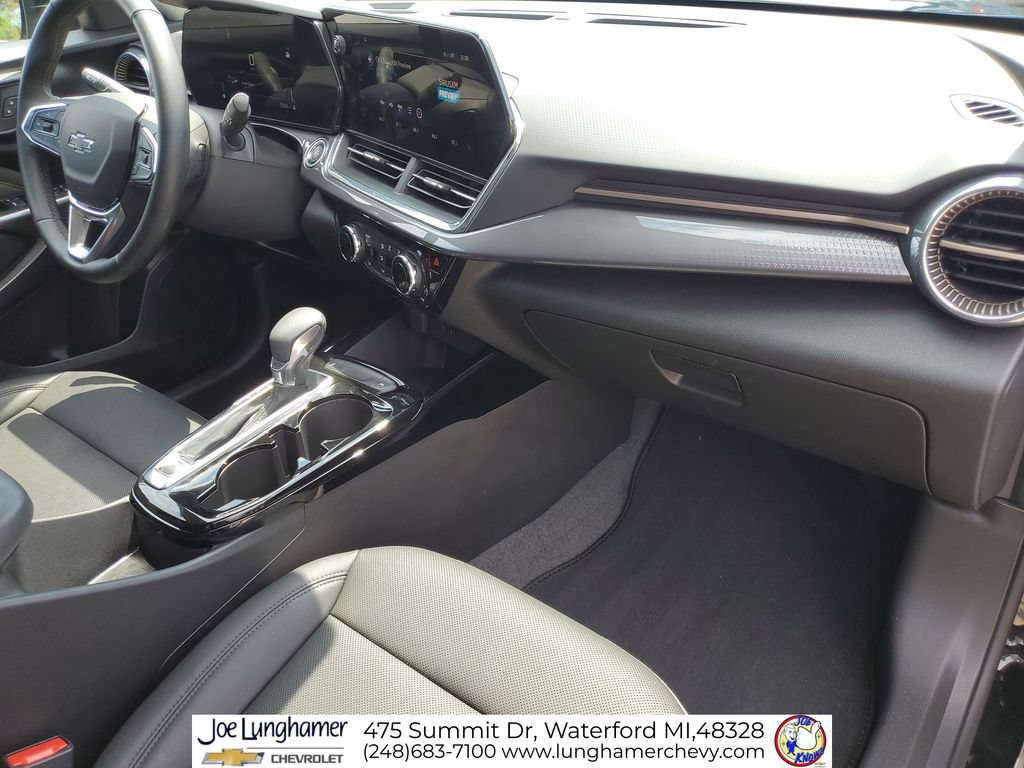 Certified 2025 Chevrolet Trax ACTIV w/ Driver Confidence Package FWD image 28