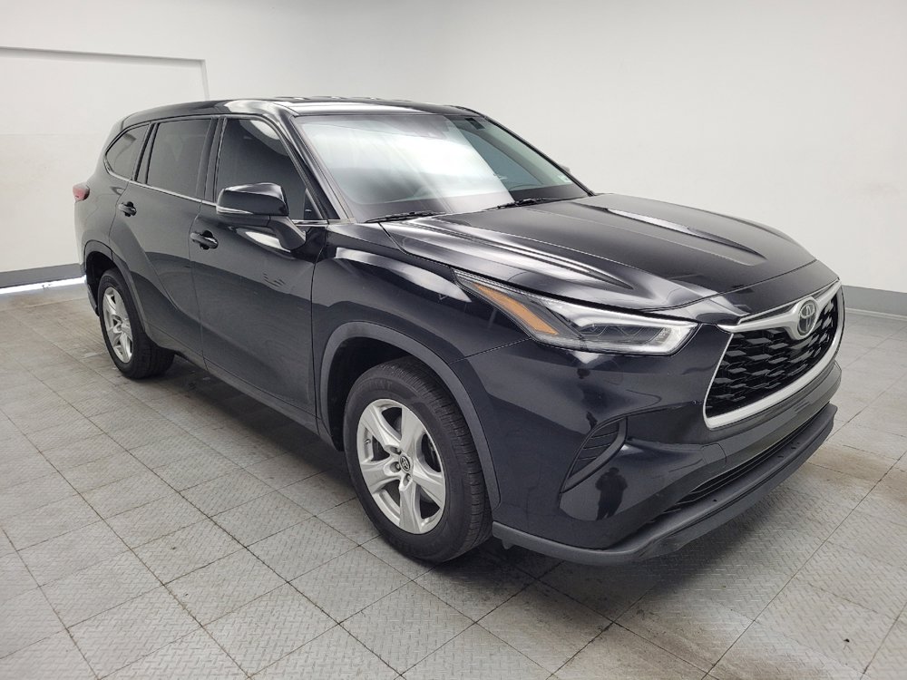 Used 2021 Toyota Highlander L FWD image 13