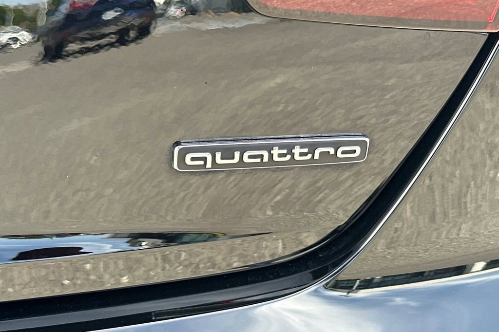 Used 2023 Audi A4 2.0T Premium w/ Convenience Package AWD/4WD image 33