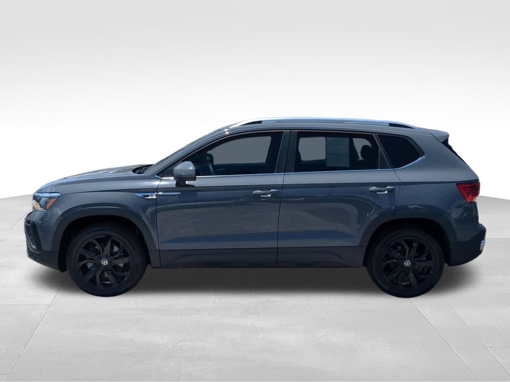 Certified 2023 Volkswagen Taos SE w/ Panoramic Sunroof Package FWD image 8