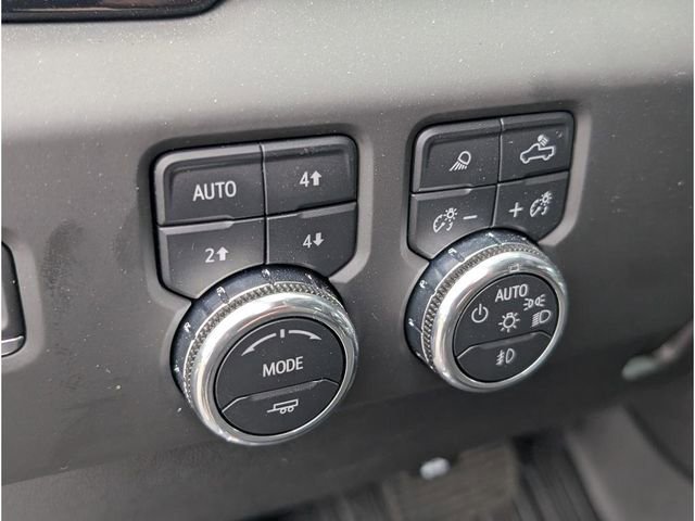 New 2025 GMC Sierra 3500 Denali w/ Denali Reserve Package image 19