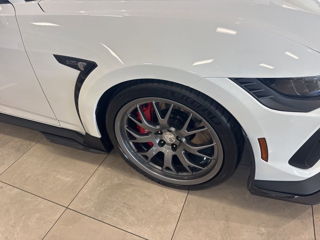 New 2026 Ford Mustang GT Premium w/ GT Performance Package RWD image 4