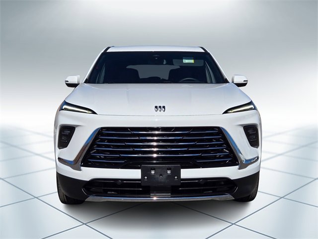 Used 2025 Buick Enclave Preferred image 8