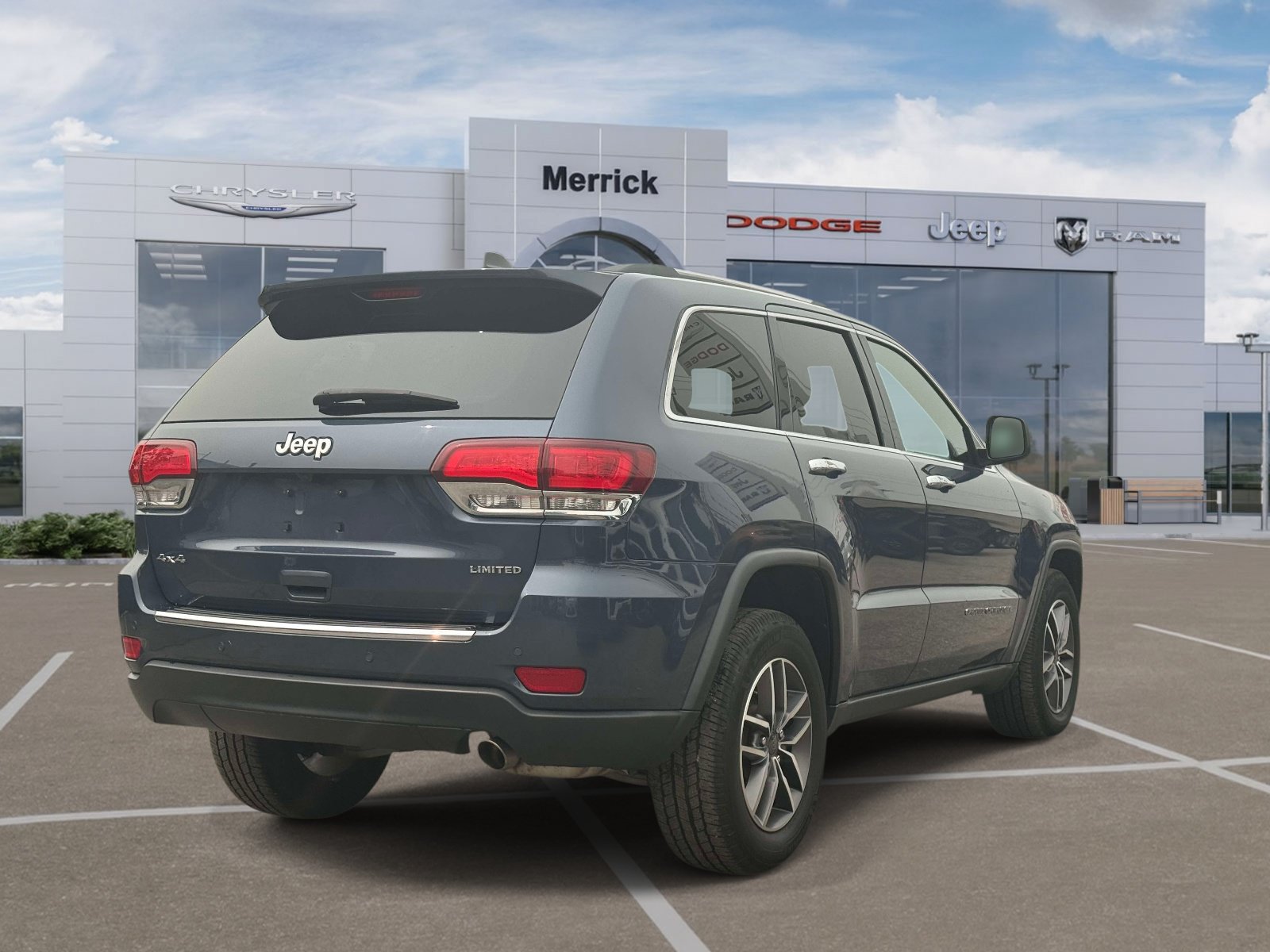 Used 2020 Jeep Grand Cherokee Limited AWD/4WD image 6