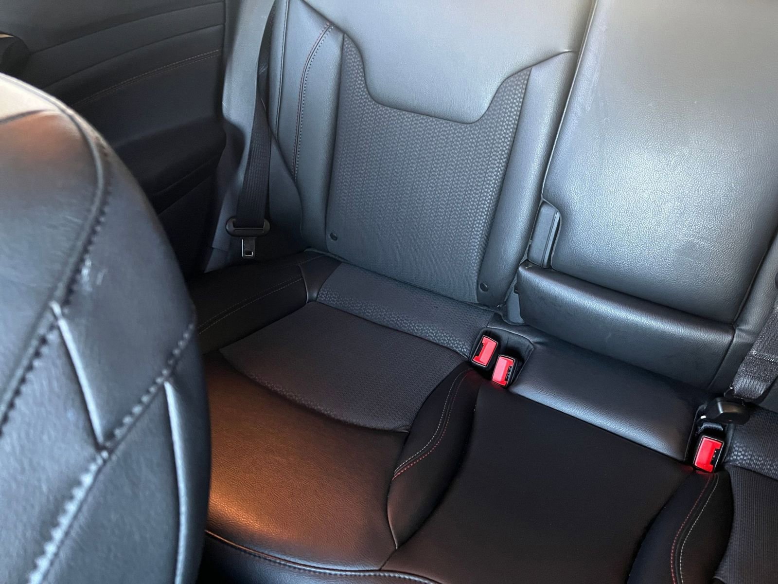 Used 2025 Jeep Compass Trailhawk image 39