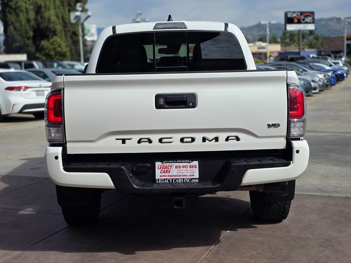 Used 2022 Toyota Tacoma TRD Off-Road w/ Technology Package AWD/4WD image 12