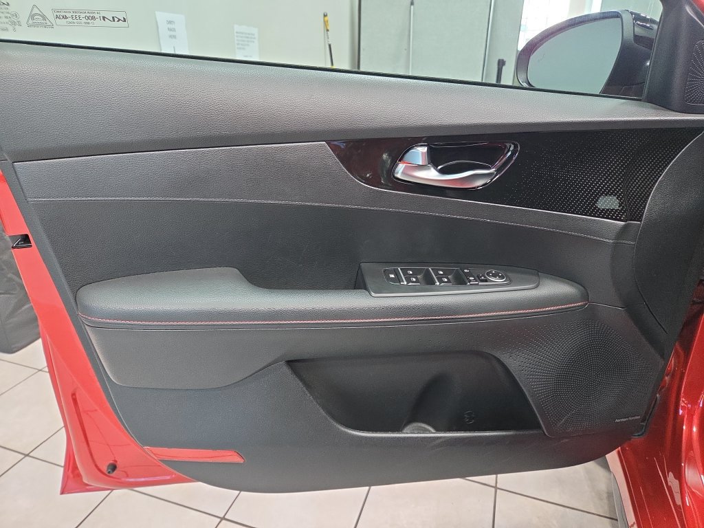 Used 2023 Kia Forte GT w/ GT2 Package FWD image 31