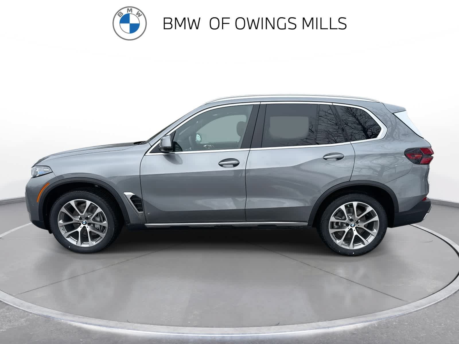 Used 2026 BMW X5 xDrive40i w/ Premium Package AWD/4WD image 5