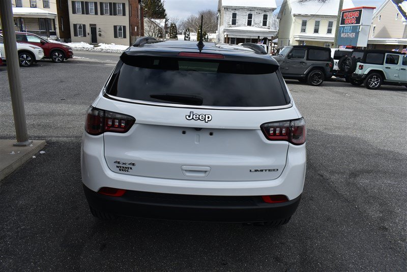 Used 2022 Jeep Compass Limited w/ Sun and Sound Group AWD/4WD image 5