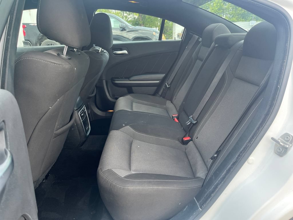 Used 2022 Dodge Charger SXT RWD image 25