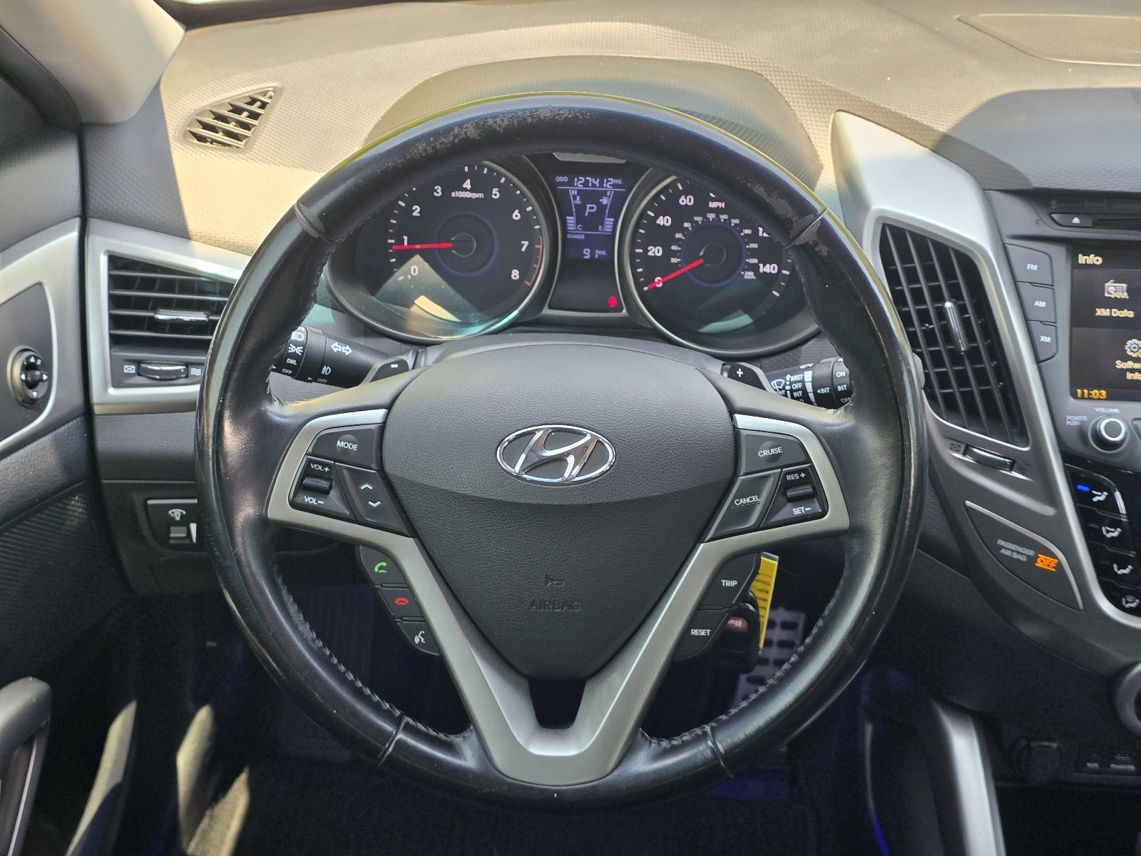 Used 2015 Hyundai Veloster RE:FLEX Edition FWD image 14