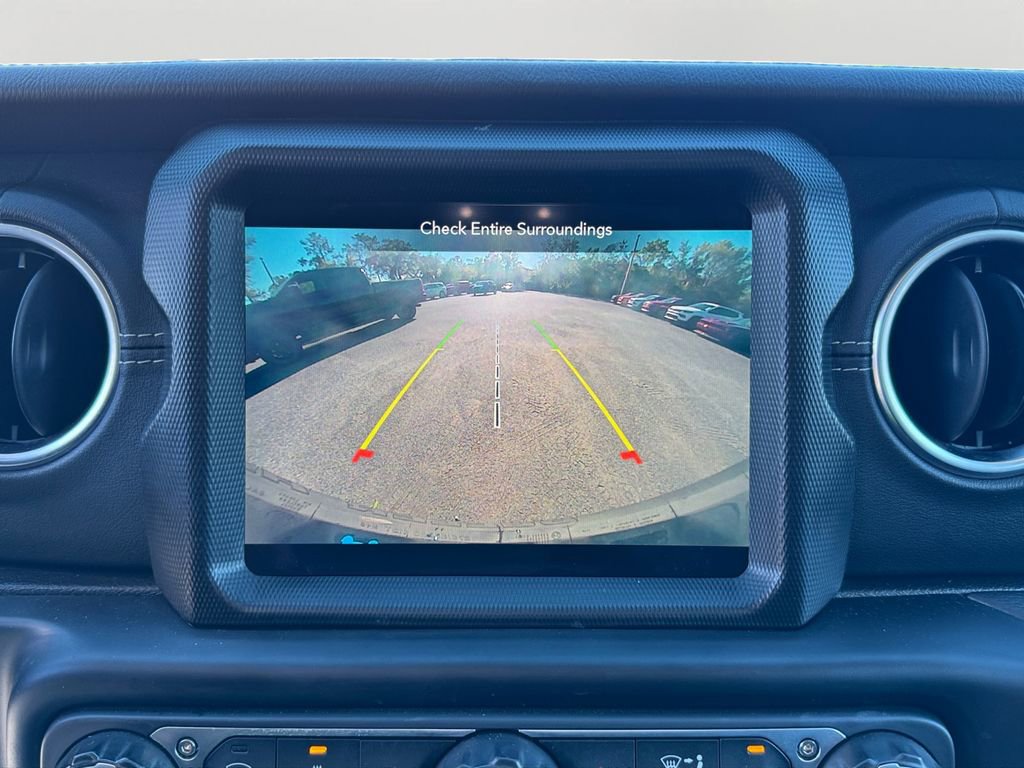 Used 2023 Jeep Wrangler Unlimited Sahara w/ Cold Weather Group image 26