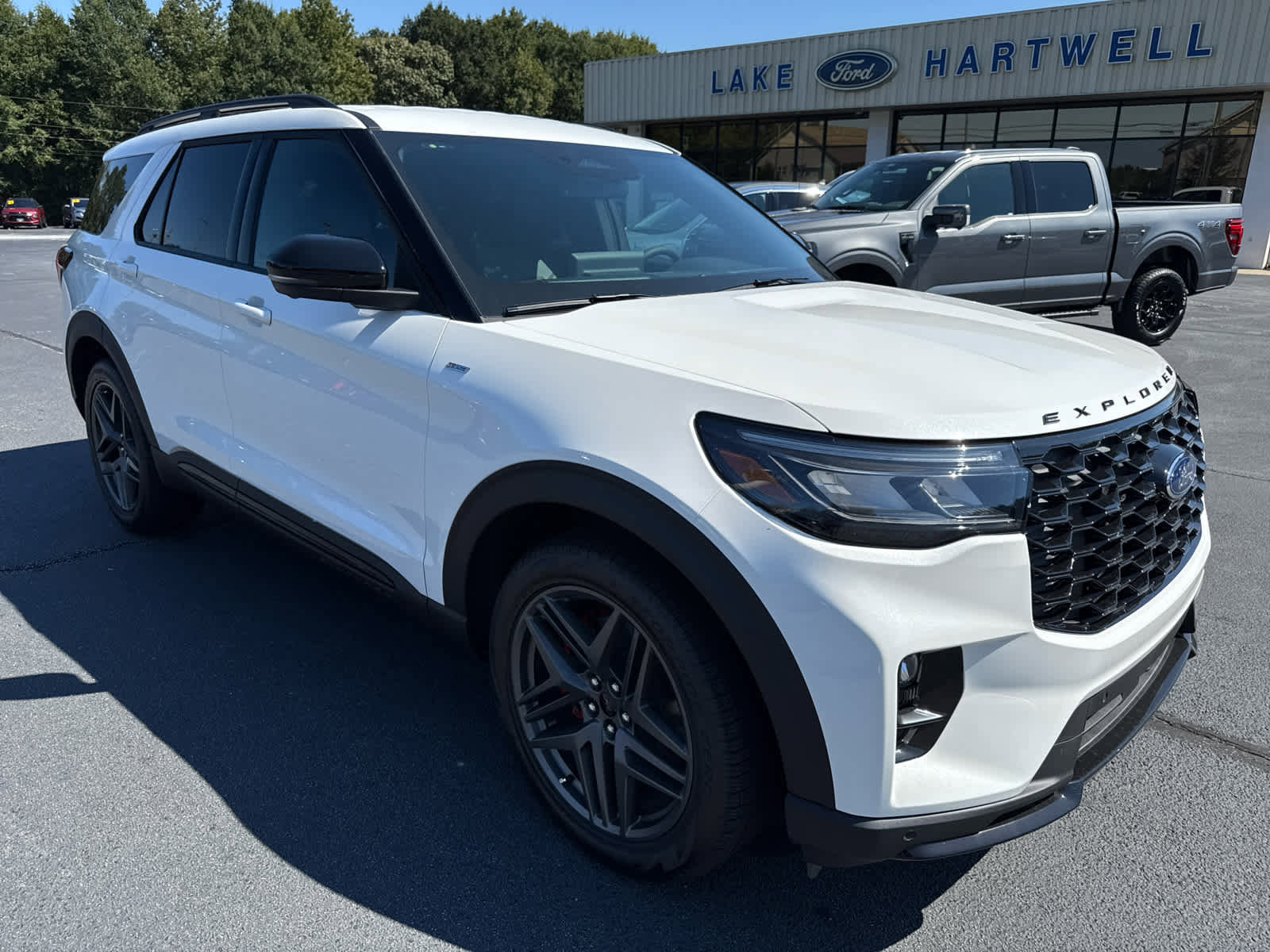 New 2025 Ford Explorer ST-Line