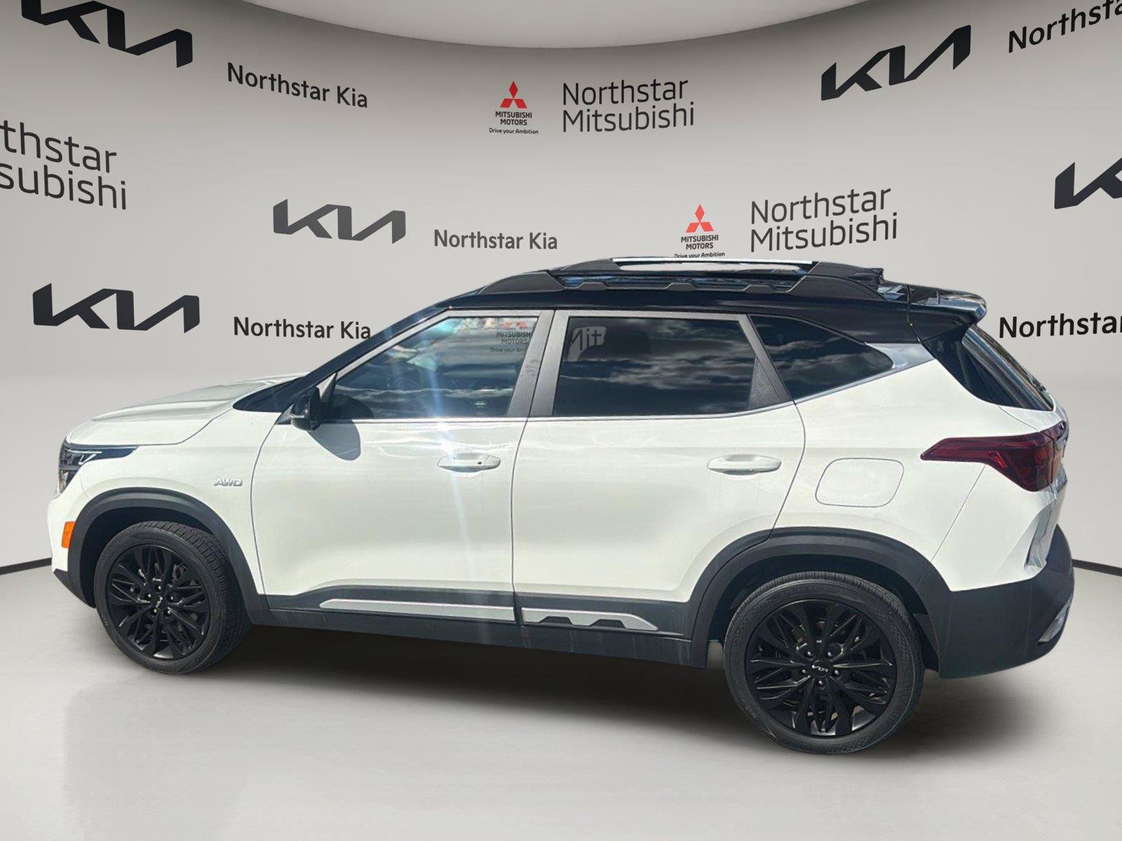 Used 2022 Kia Seltos Nightfall Edition AWD/4WD image 3