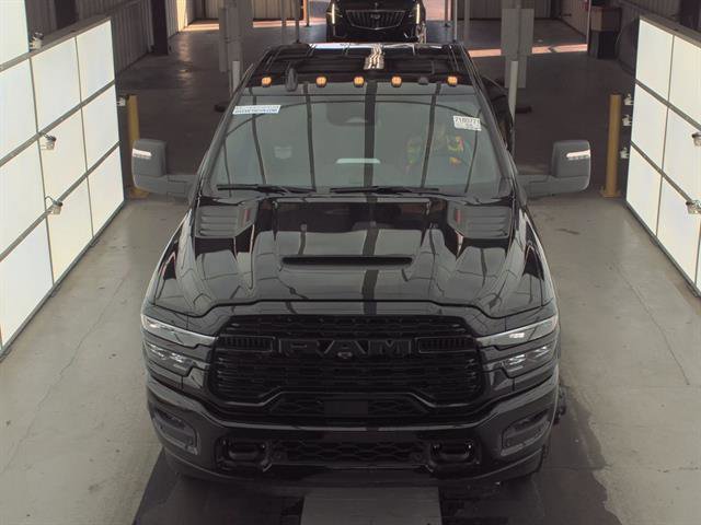 Used 2025 RAM 3500 Limited image 2