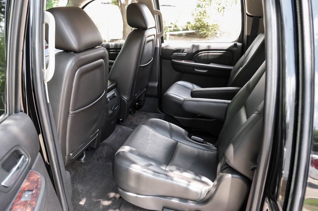 Used 2013 GMC Yukon XL Denali AWD/4WD image 59