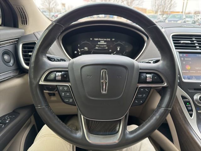 Used 2019 Lincoln Nautilus Reserve image 49