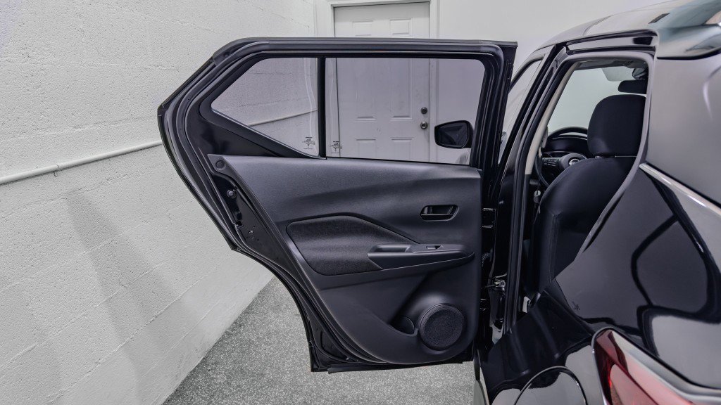 Used 2024 Nissan Kicks S image 13