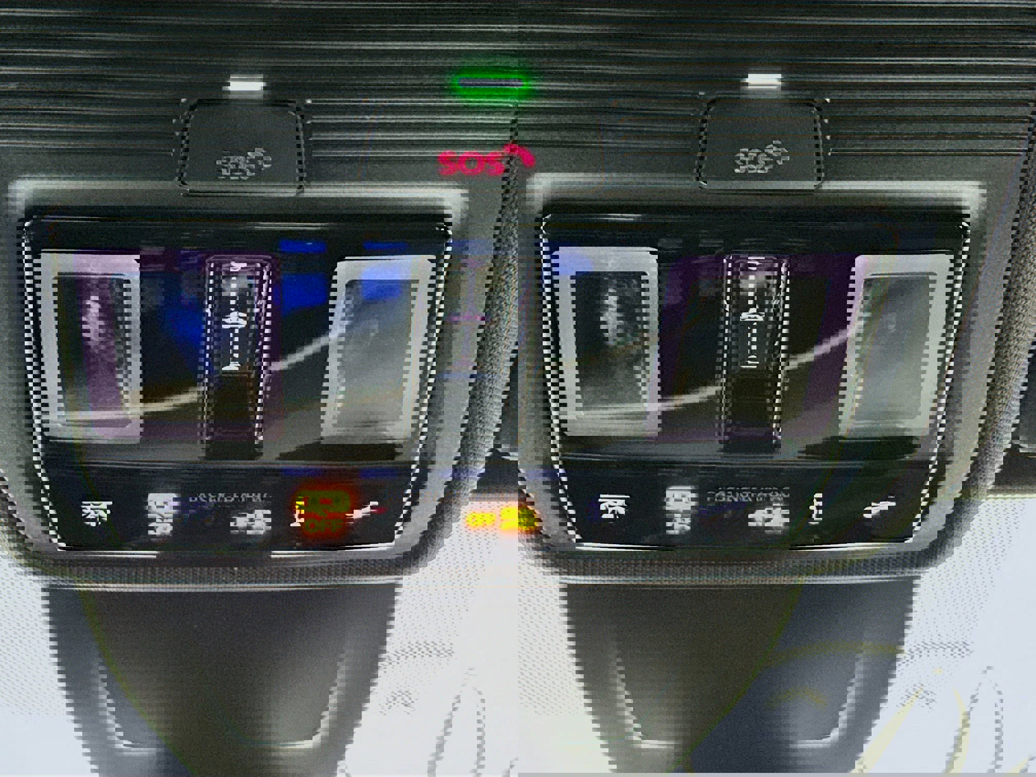 Used 2024 Volkswagen Golf R image 17