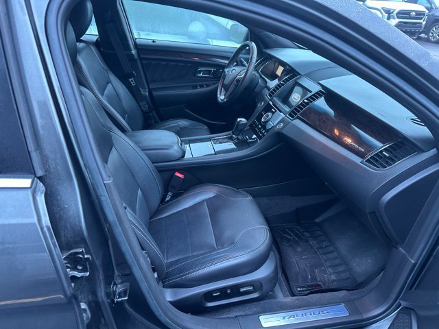 Used 2017 Ford Taurus Limited FWD image 11