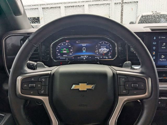 Used 2025 Chevrolet Silverado 1500 LTZ image 21