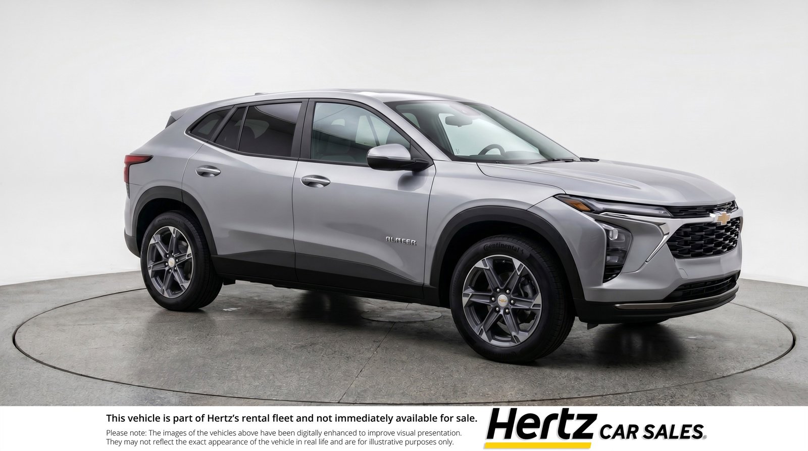 Used 2025 Chevrolet Blazer LT FWD image 1