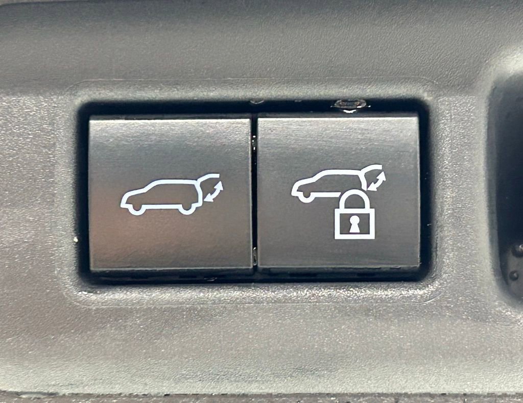 Used 2024 Toyota Sequoia Limited image 18