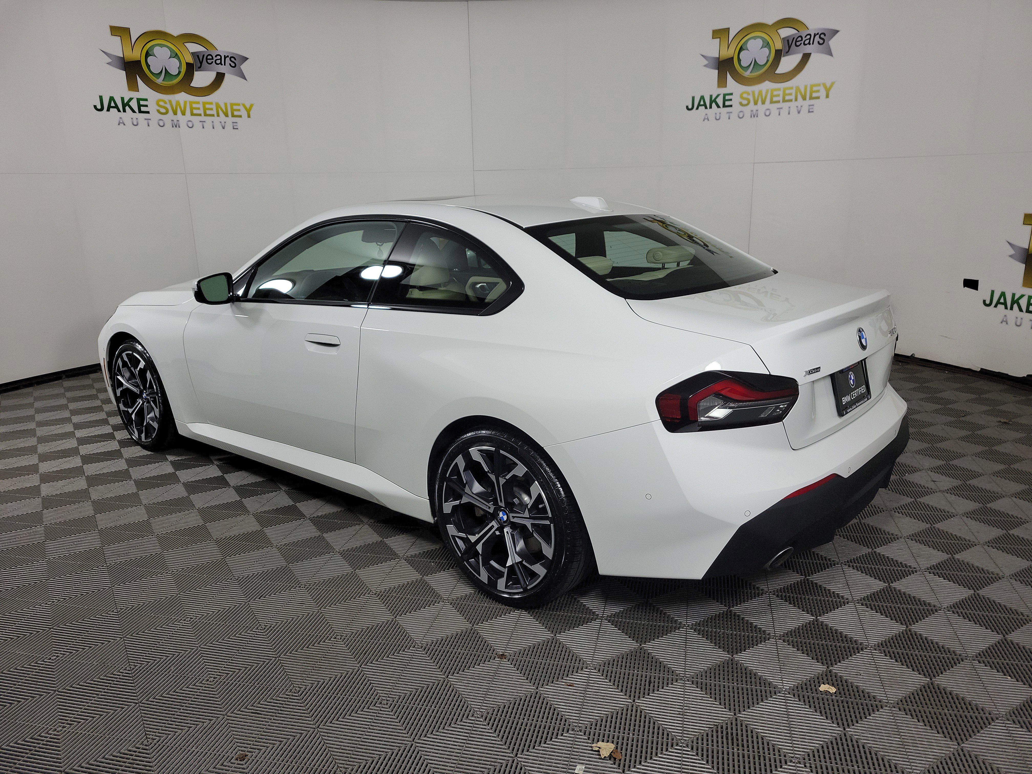 Certified 2025 BMW 230i xDrive Coupe w/ Premium Package AWD/4WD image 5