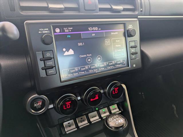 Used 2023 Toyota GR86 RWD image 12