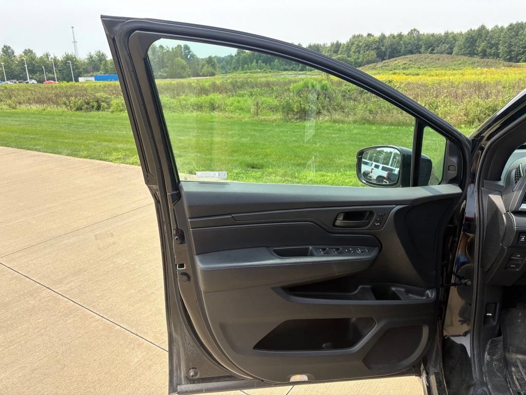 Used 2023 Honda Odyssey Sport image 9