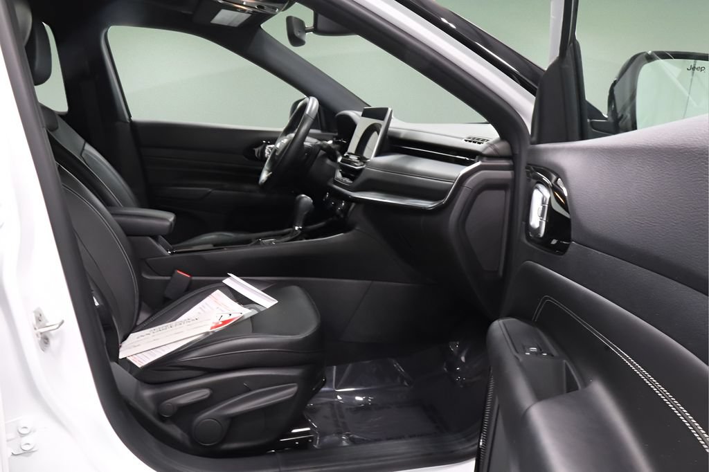 Certified 2022 Jeep Compass High Altitude AWD/4WD image 18