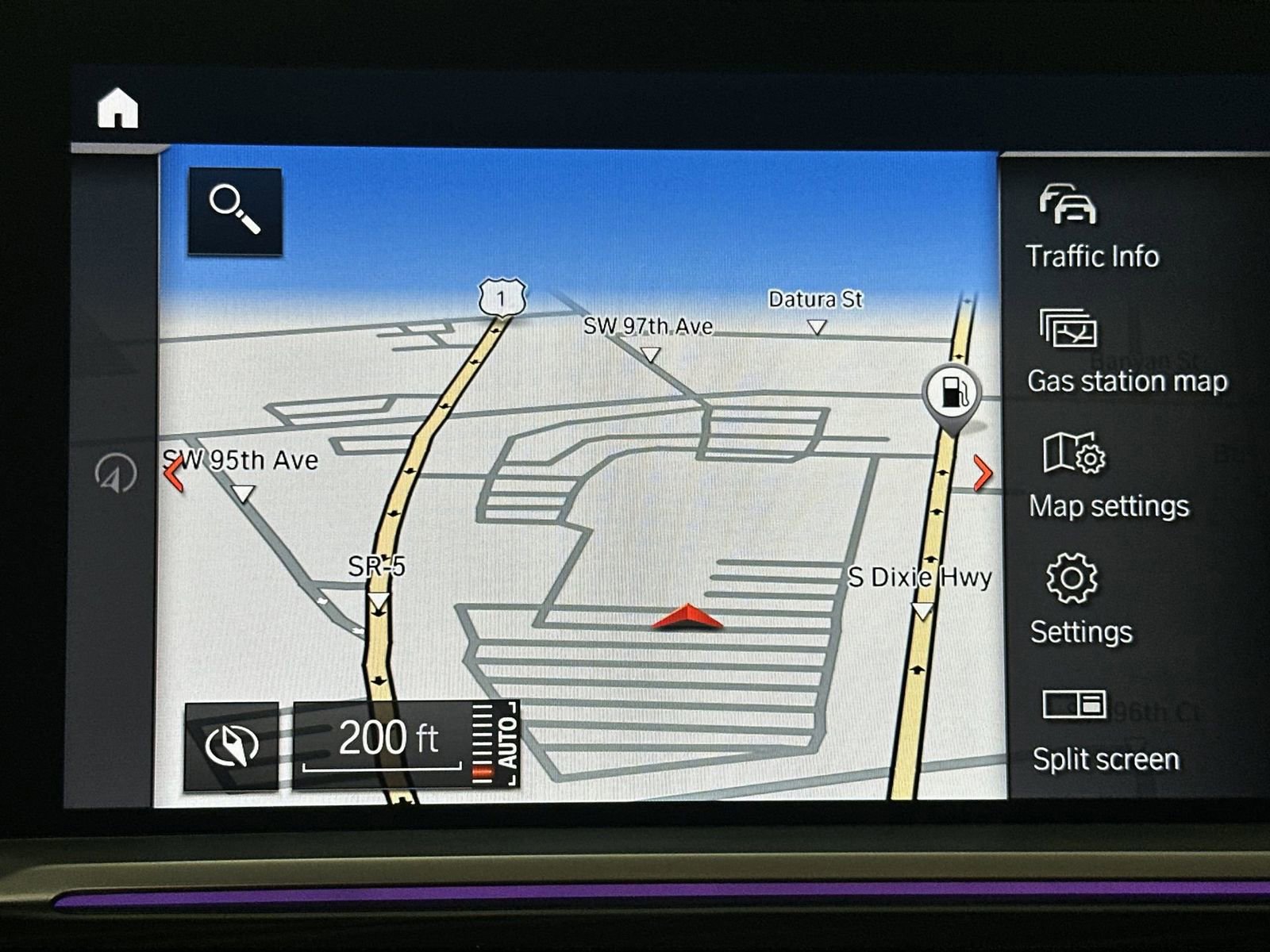 Used 2021 BMW X7 xDrive40i w/ Parking Assistance Package image 18