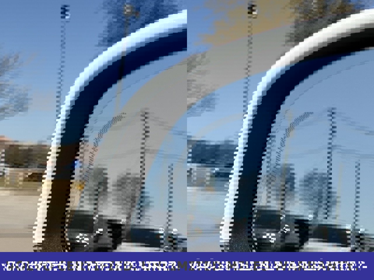 Certified 2025 Volvo XC40 B5 Core image 10