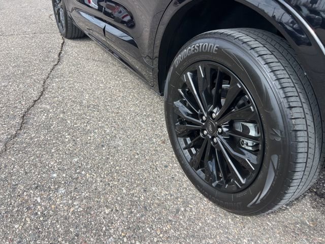 Certified 2023 Ford Escape ST-Line Elite image 26