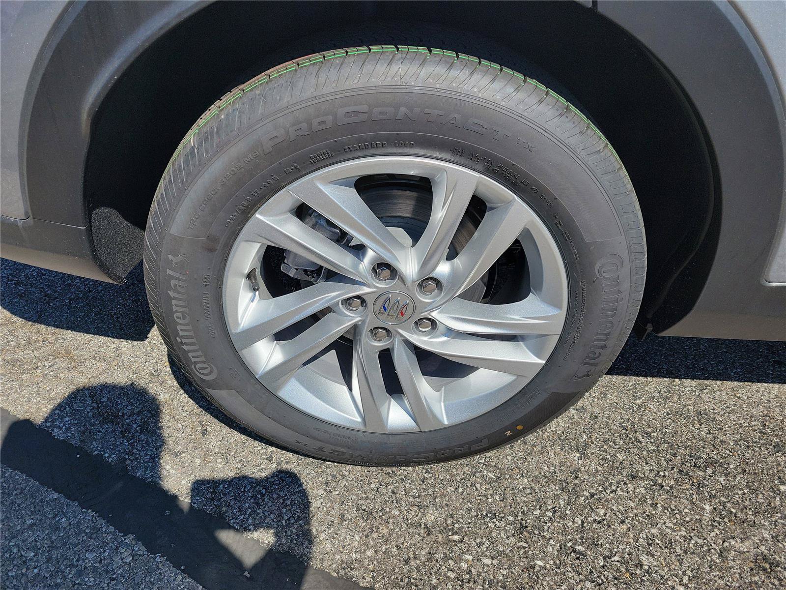 New 2026 Buick Envista Sport Touring w/ Convenience I Package FWD image 3