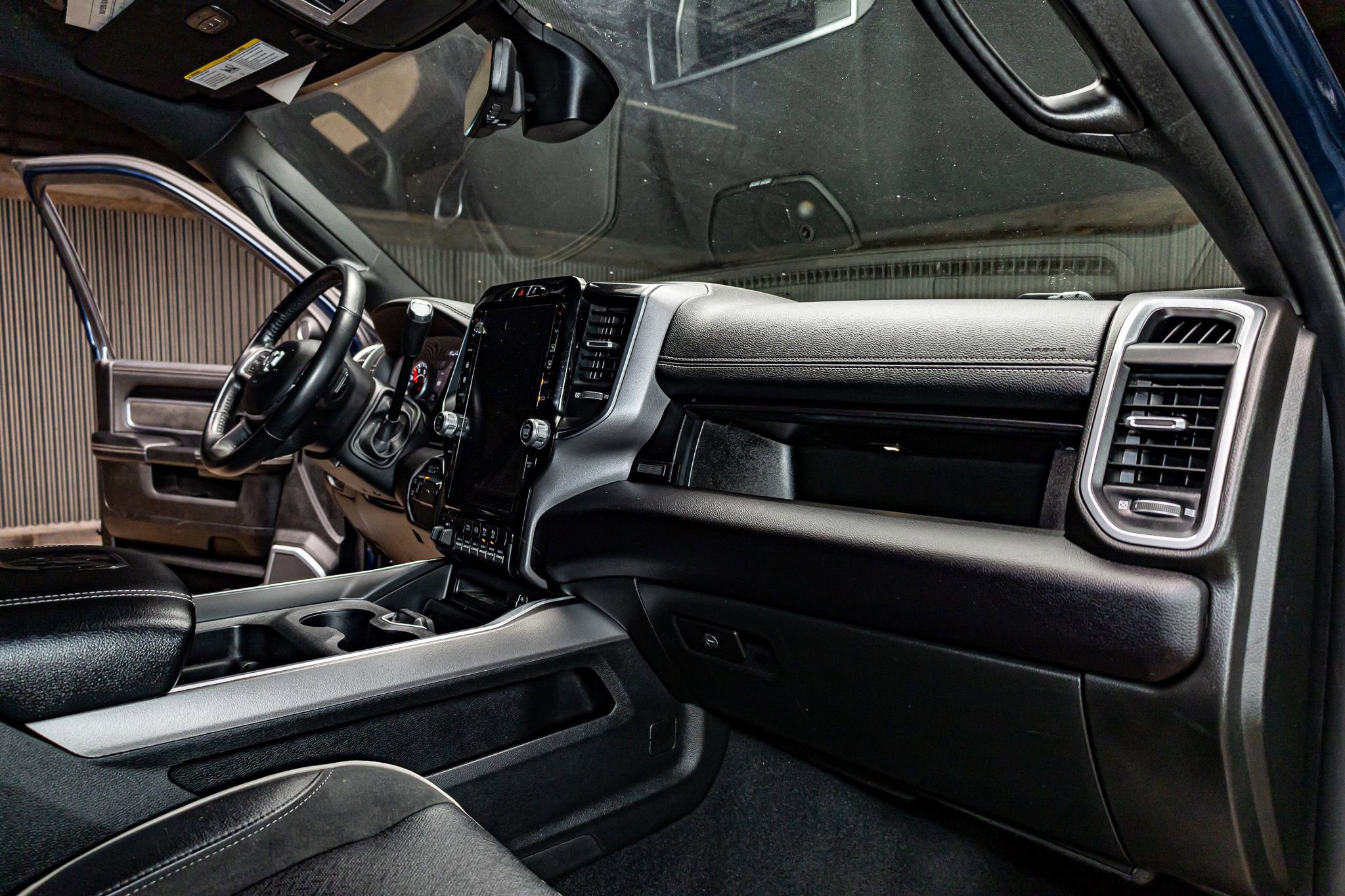 Used 2022 RAM 3500 Laramie image 21