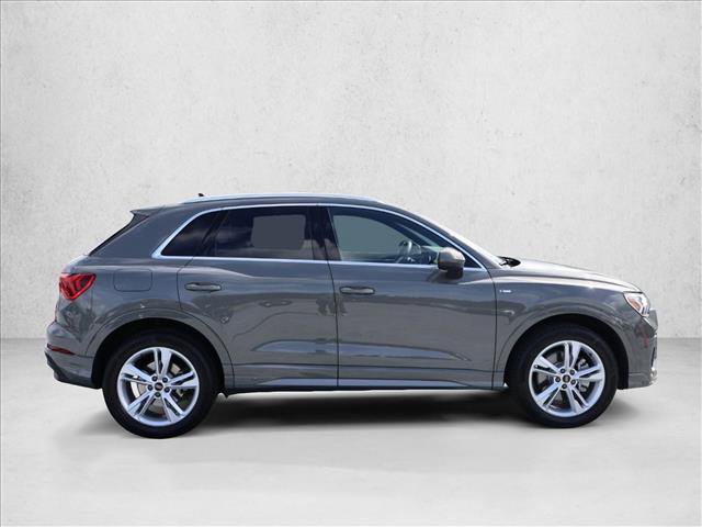 Used 2023 Audi Q3 2.0T Premium Plus w/ Premium Plus Package AWD/4WD image 4