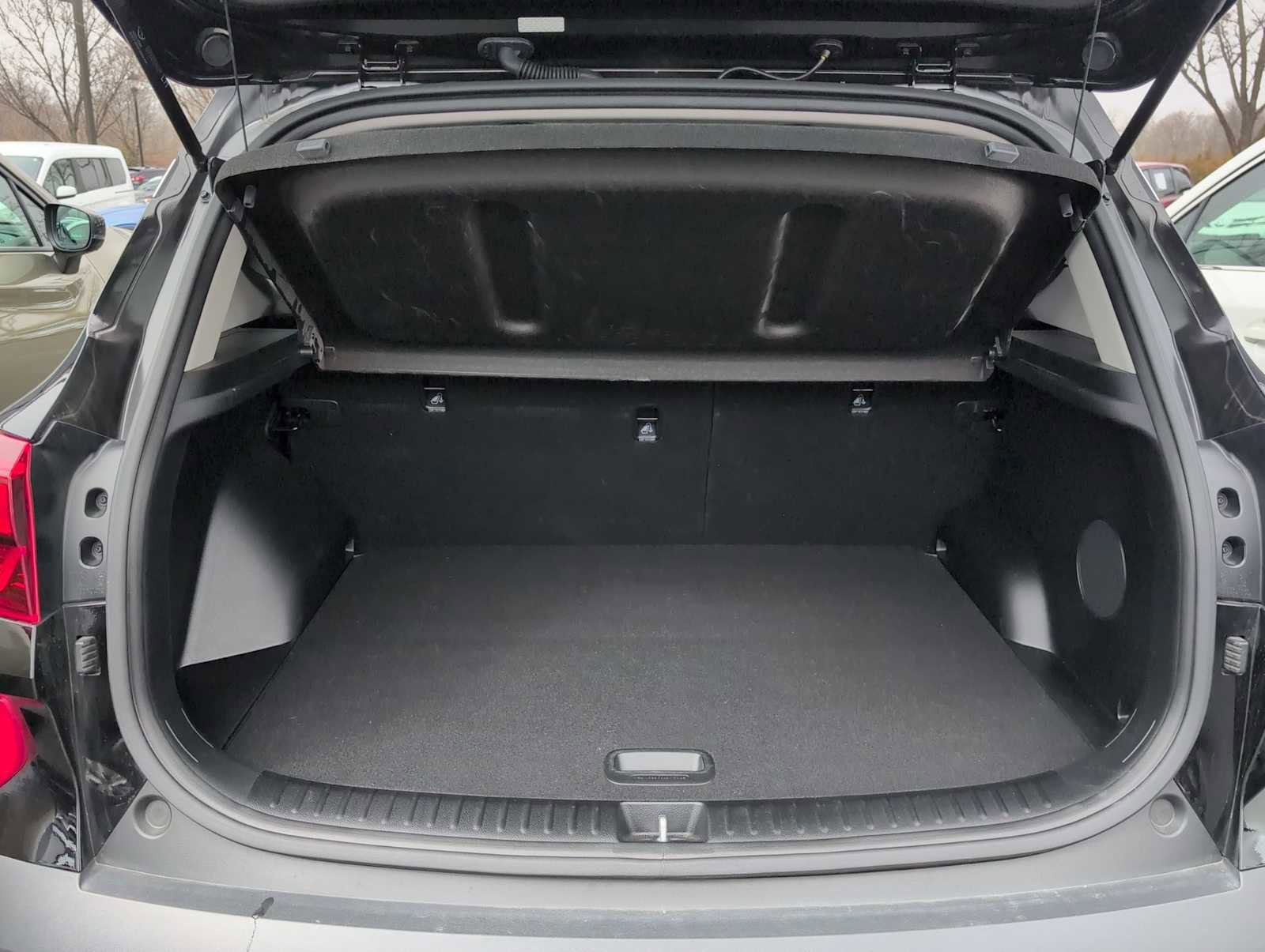 Used 2023 Kia Seltos SX w/ SX Sunroof Package image 34