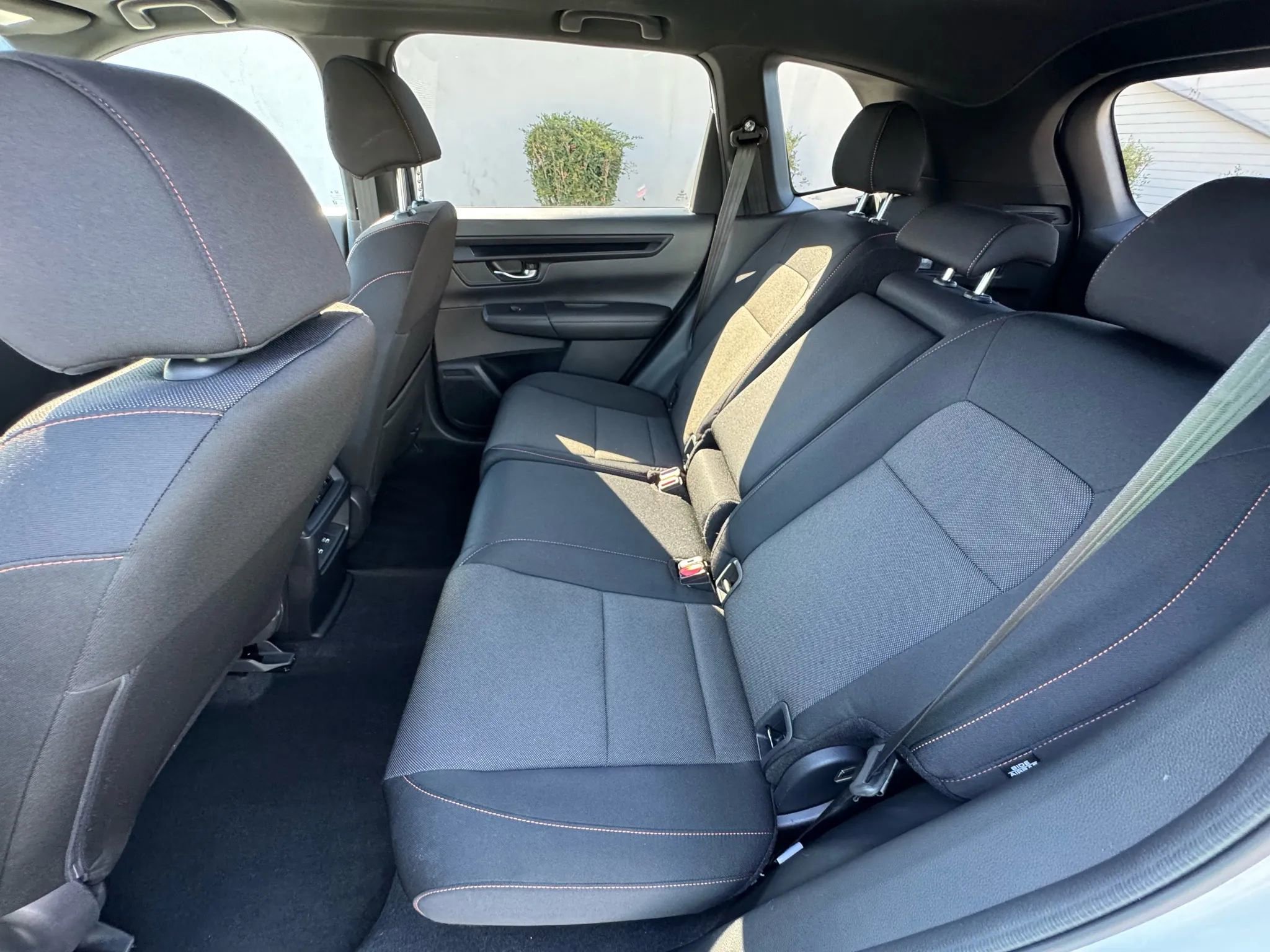 Used 2025 Honda CR-V Sport image 17