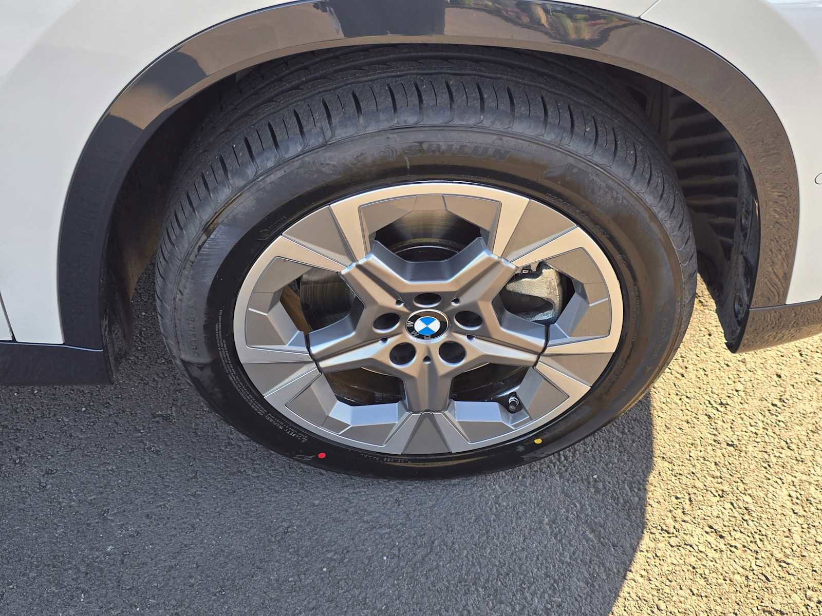 Used 2025 BMW X1 xDrive28i image 9