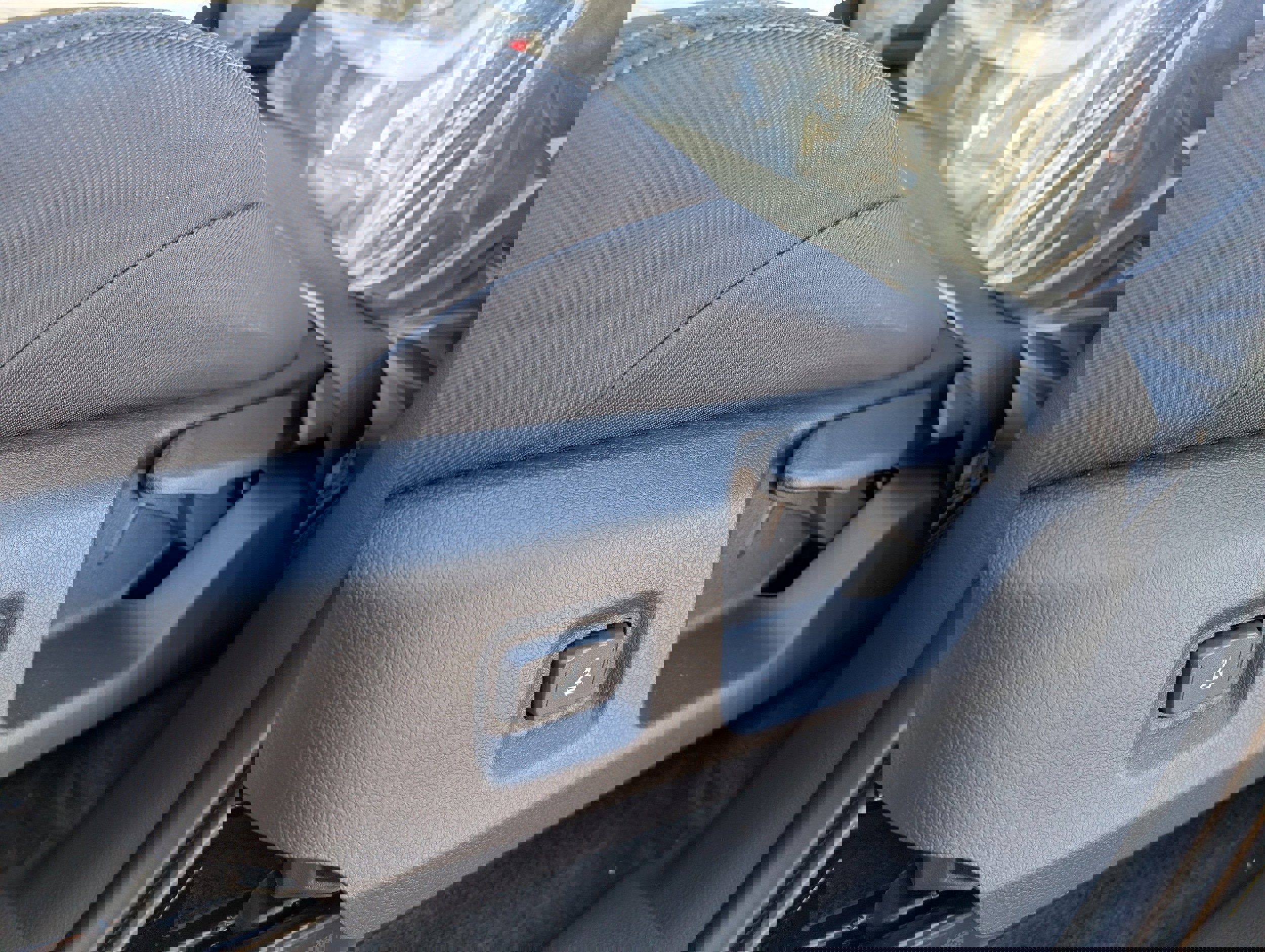 New 2025 Toyota Tacoma SR5 image 12